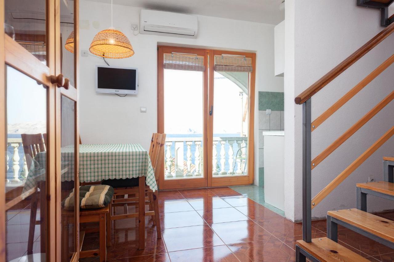 Manda Apartman Karlobag Kültér fotó