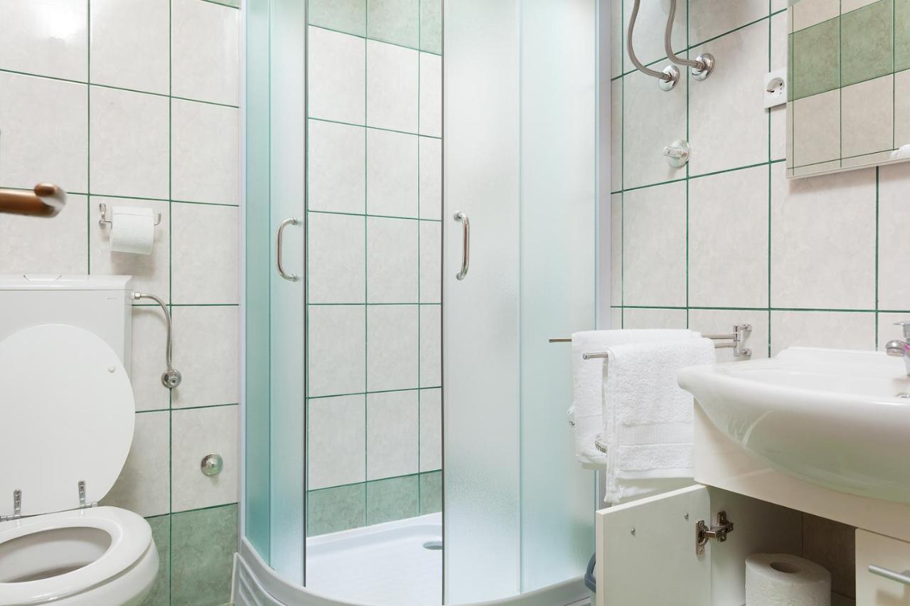 Manda Apartman Karlobag Kültér fotó
