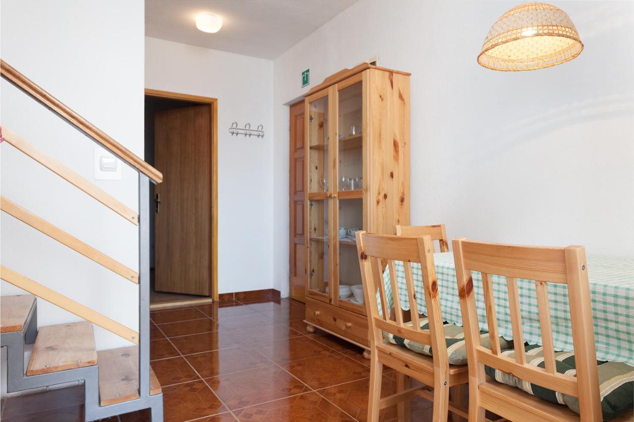Manda Apartman Karlobag Kültér fotó